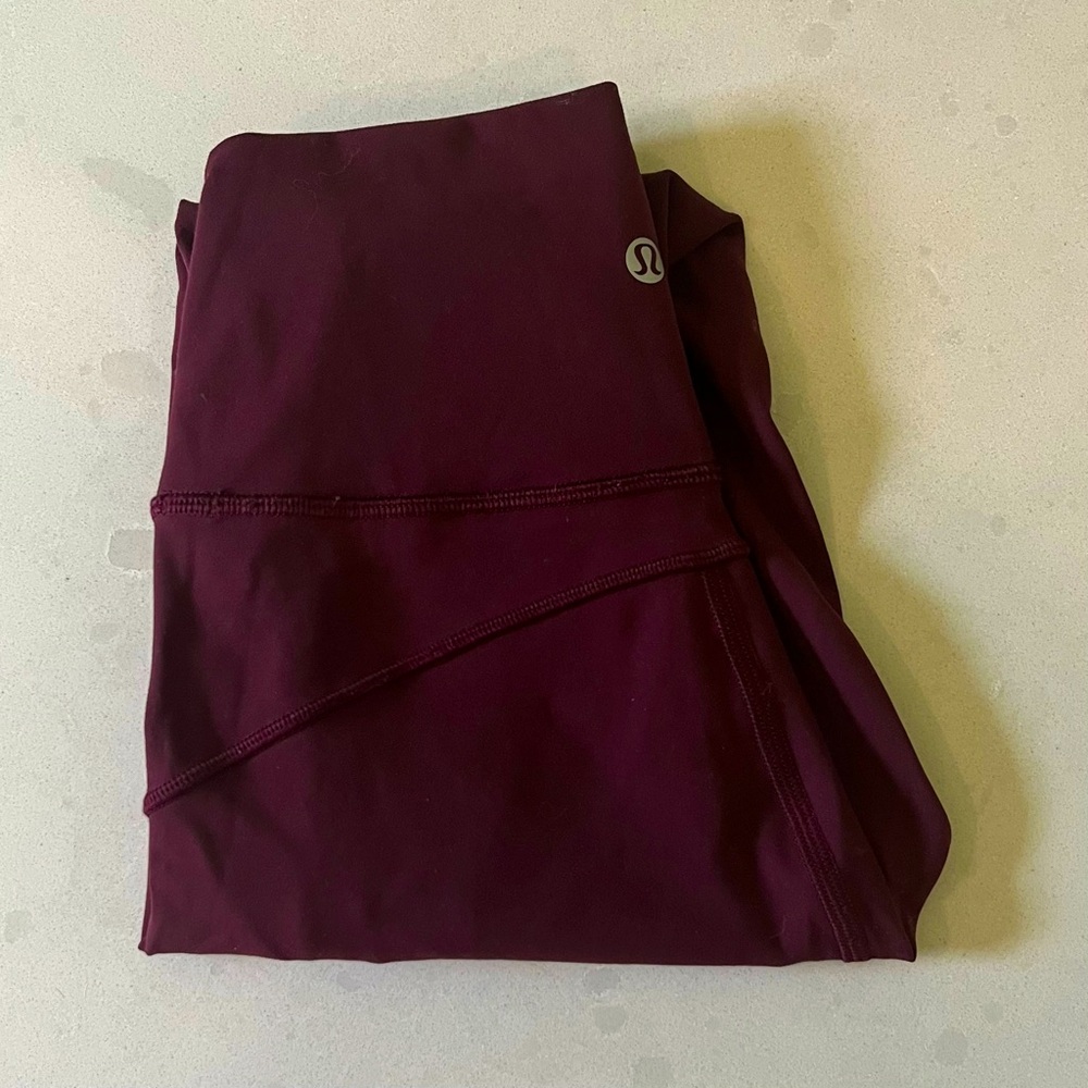 In Movement Tight, Garnet 25”